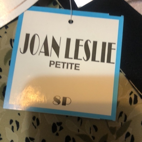 - Joan Leslie women’s reversible vest Size 8 Petite New With Tag - Picture 7 of 7